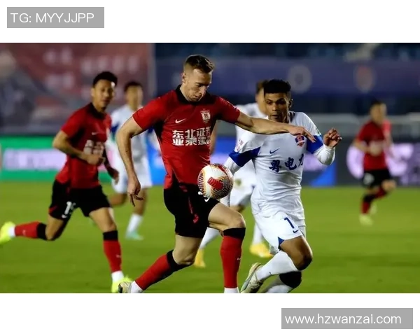 上港与亚泰激战连连角球争夺赛场精彩瞬间回顾 上港与亚泰激战连连角球争夺赛场精彩瞬间回顾