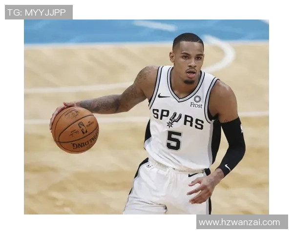 德章泰穆雷带领球队奋勇争先展现出色篮球才华与领导力 德章泰穆雷带领球队奋勇争先展现出色篮球才华与领导力